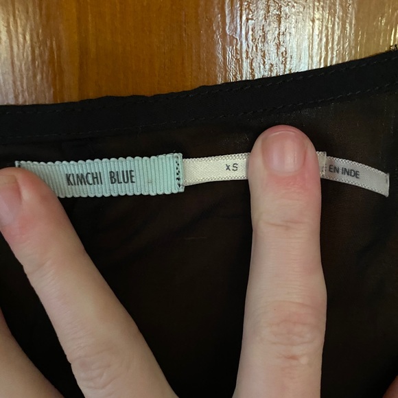 Blouse-xsmall-urban outfitters - Picture 3 of 3